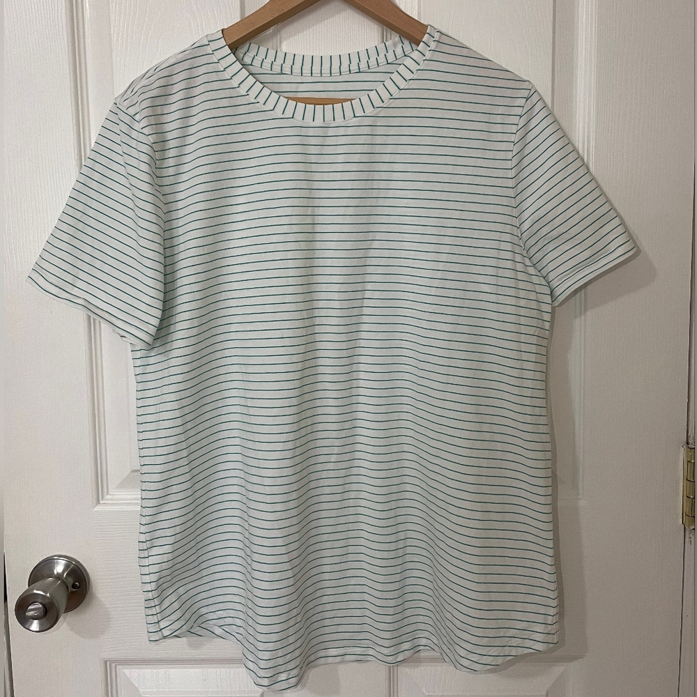 Lululemon White And green Striped Tee shirt Size L